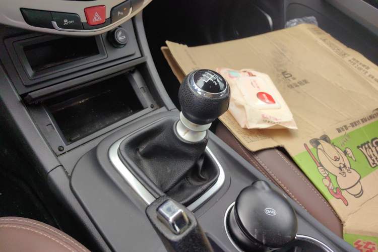 Used BYD S7 2017 1.5T Manual Luxury Model Gear Lever