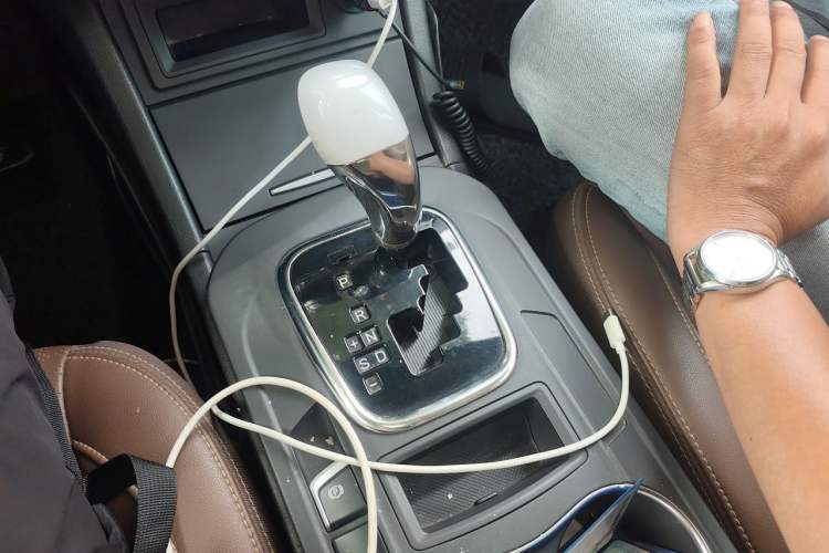 Used BYD S7 2017 2.0T Automatic Prestige Edition Gear Lever