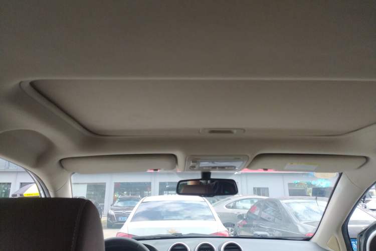 Used BYD S7 2017 1.5T Manual Luxury Model Headliner
