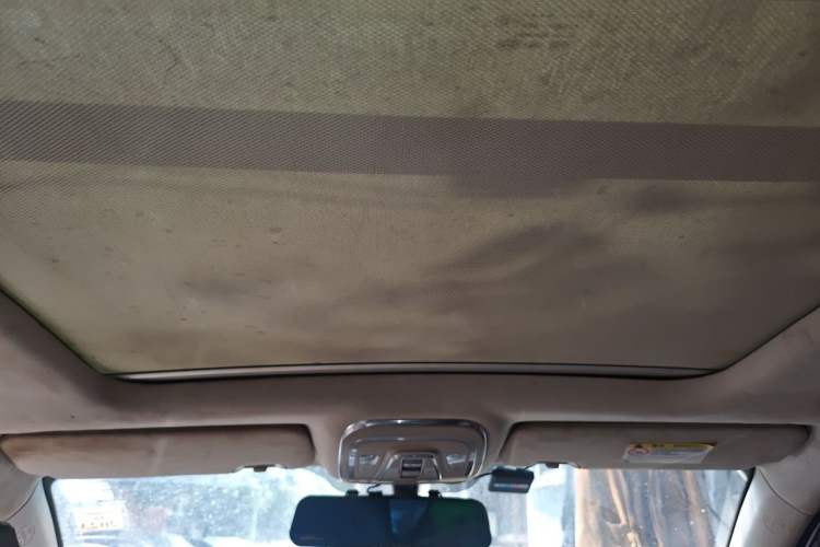 Used BYD S7 2017 2.0T Automatic Prestige Edition Headliner