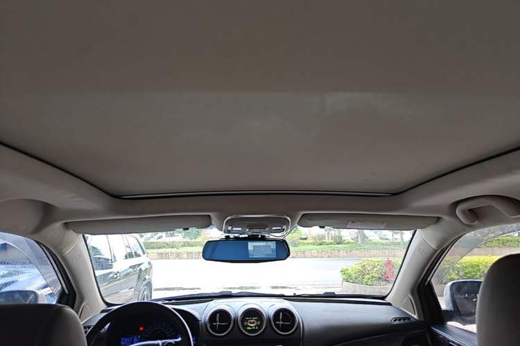 Used BYD S7 2017 2.0T Automatic Prestige Edition Headliner