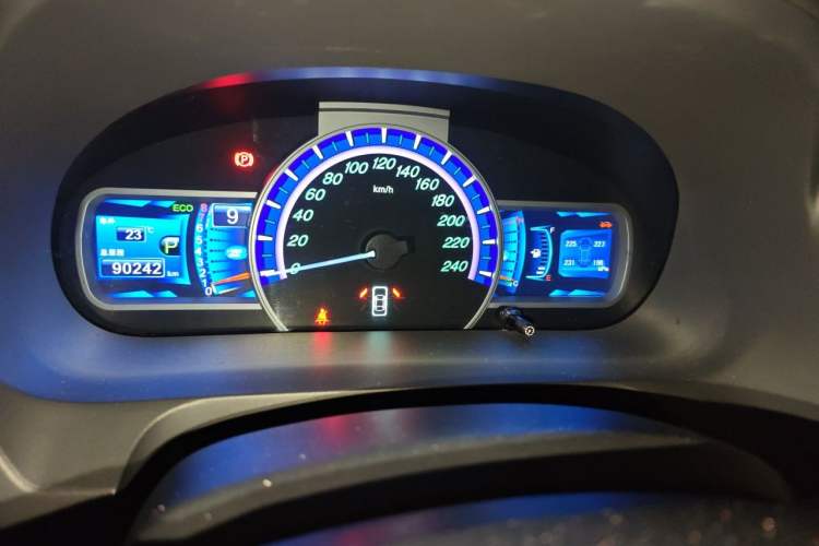 Used BYD S7 2017 2.0T Automatic Prestige Edition Instrument Cluster