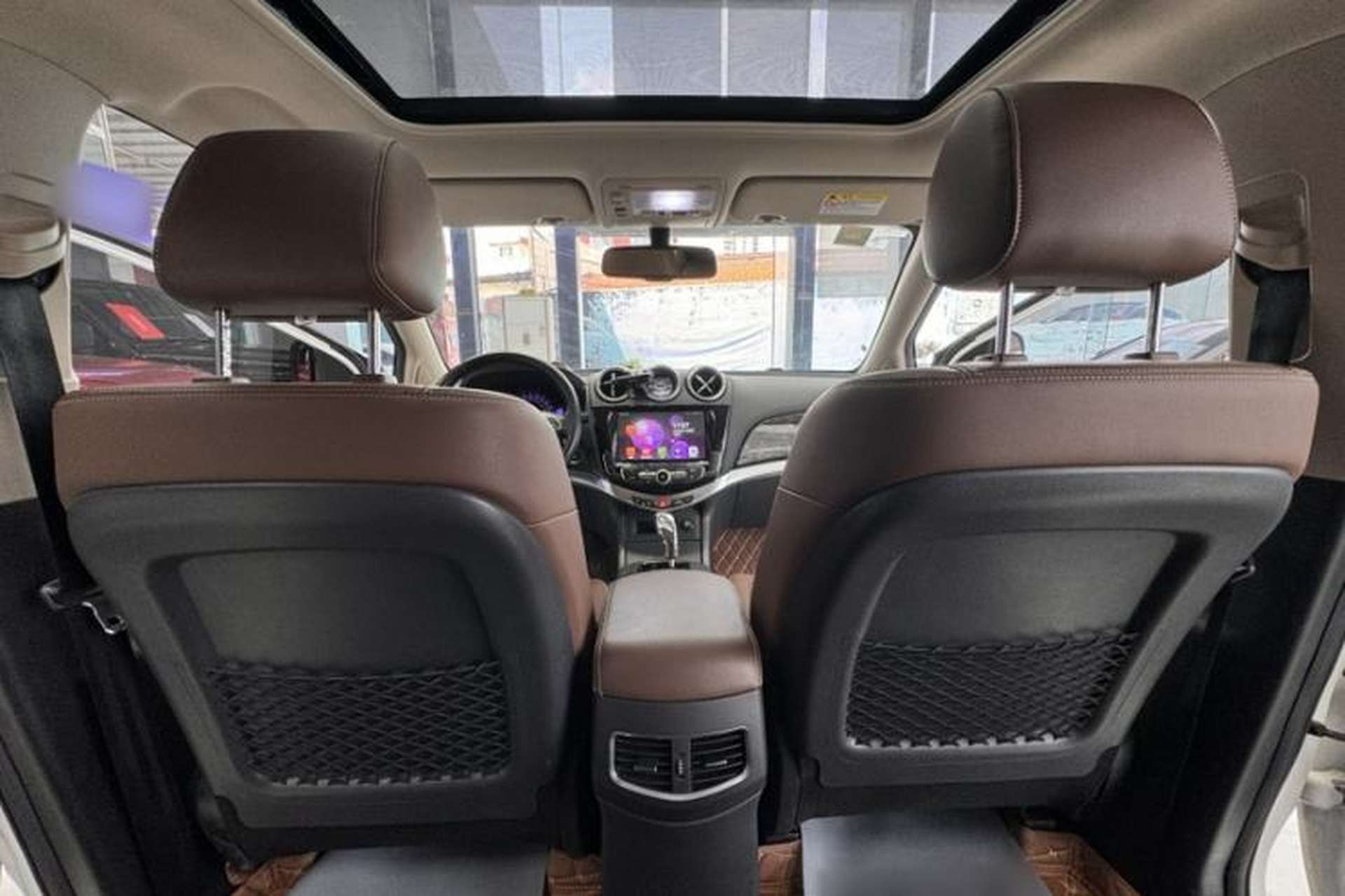 Used BYD S7 2017 2.0T Automatic Luxury Model Interior 5