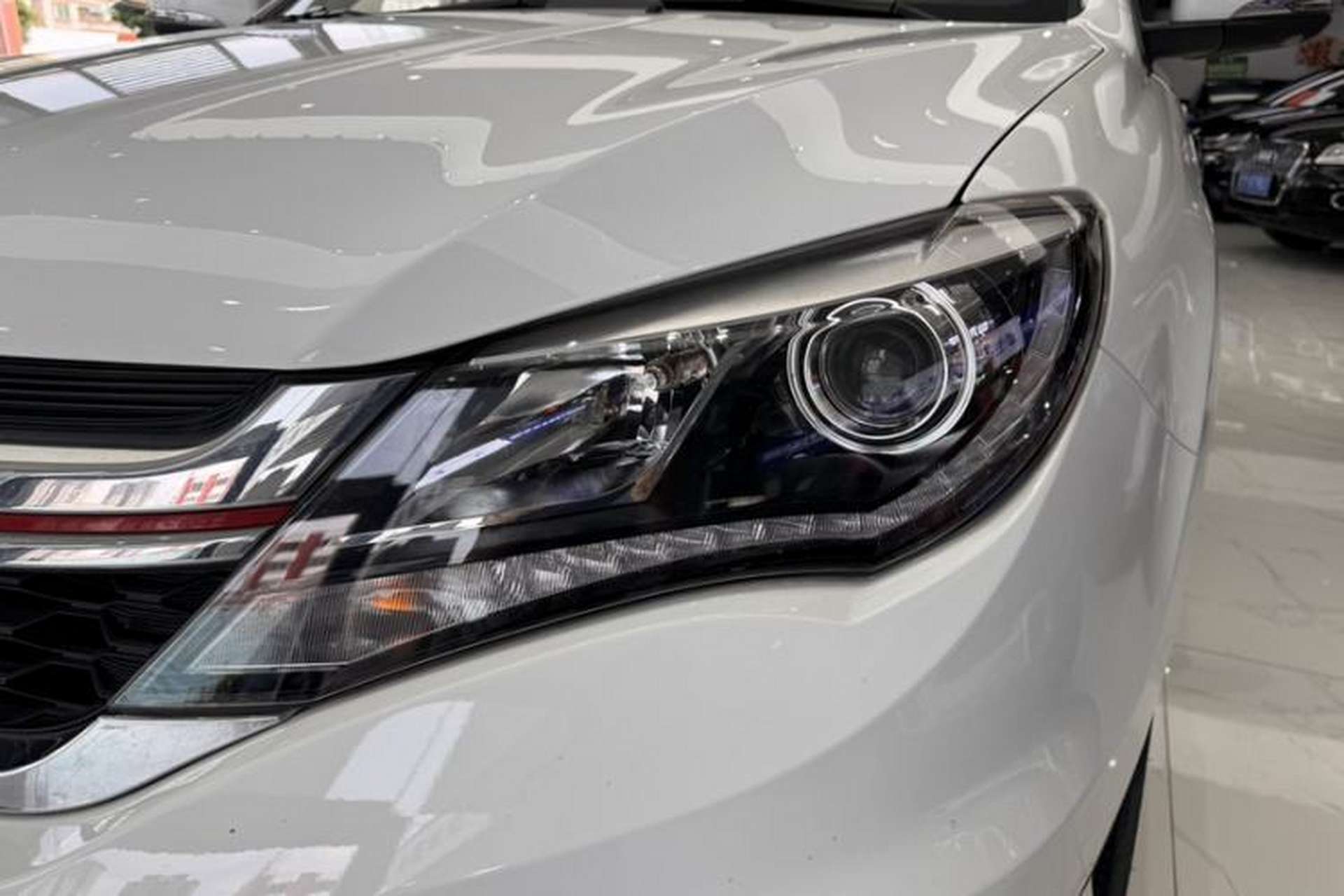 Used BYD S7 2017 2.0T Automatic Luxury Model Left Front Headlight