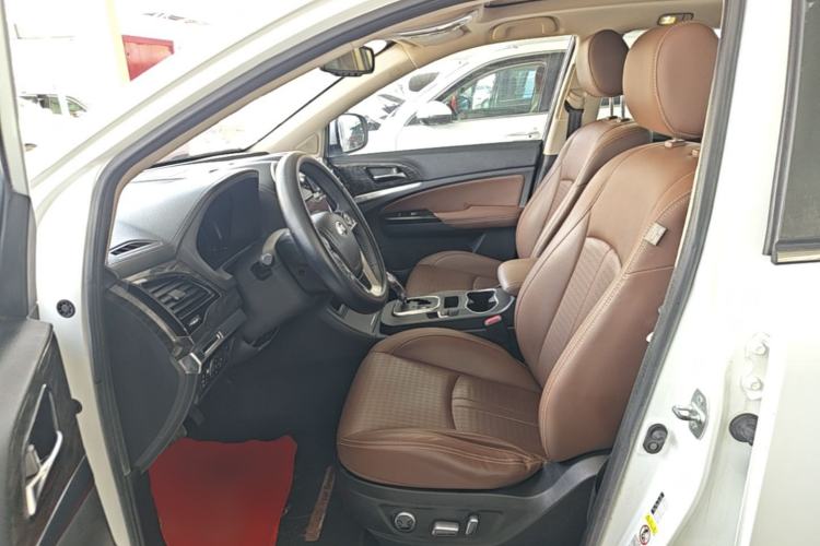 Used BYD S7 2017 2.0T Automatic Prestige Edition Left Front Seat