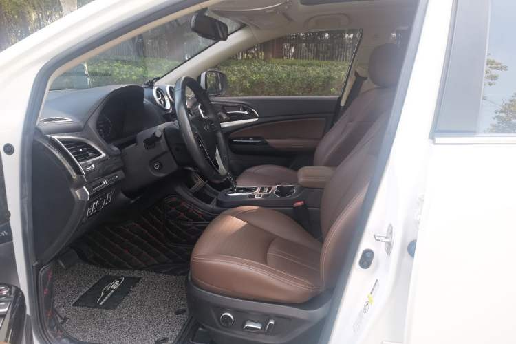 Used BYD S7 2017 2.0T Automatic Prestige Edition Left Front Seat