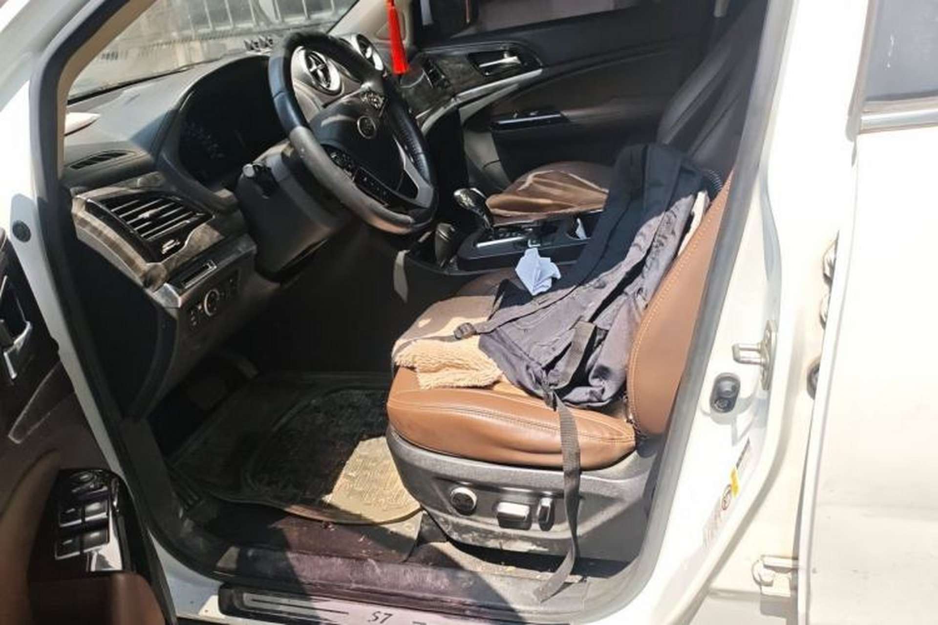 Used BYD S7 2017 2.0T Automatic Prestige Edition Left Front Seat