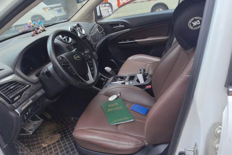 Used BYD S7 2017 2.0T Automatic Prestige Edition Left Front Seat