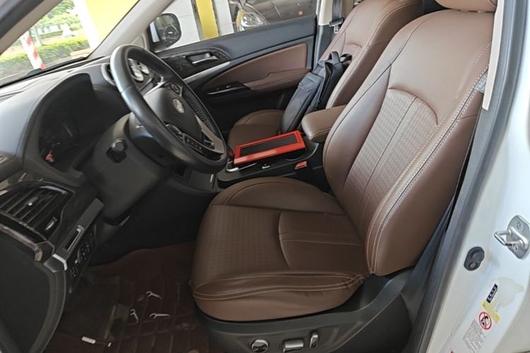 Used BYD S7 2017 2.0T Automatic Prestige Edition Left Front Seat