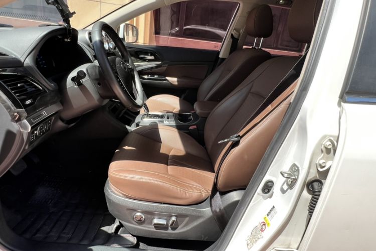 Used BYD S7 2017 2.0T Automatic Prestige Edition Left Front Seat