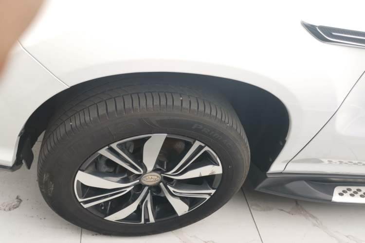 Used BYD S7 2017 2.0T Automatic Prestige Edition Left Front Wheel Hub
