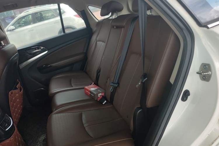 Used BYD S7 2017 2.0T Automatic Prestige Edition Left Rear Seat