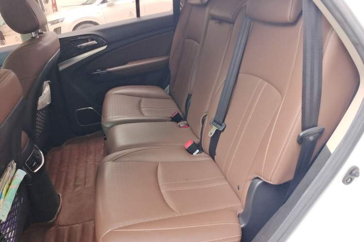 Used BYD S7 2017 2.0T Automatic Prestige Edition Left Rear Seat
