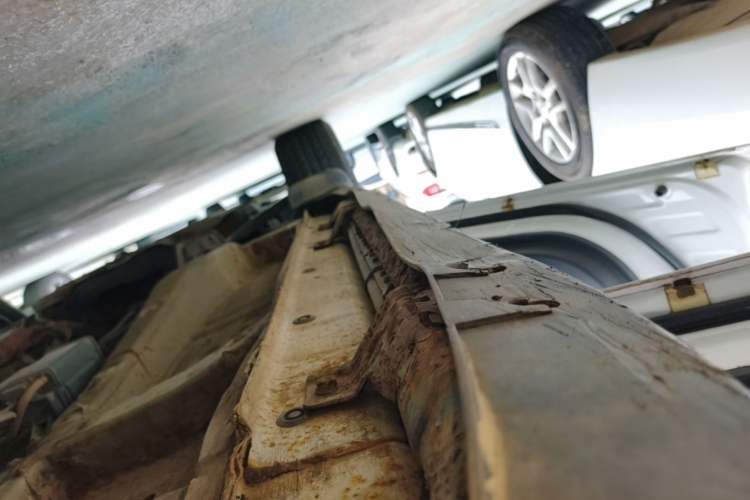 Used BYD S7 2017 2.0T Automatic Prestige Edition Left Side Sill