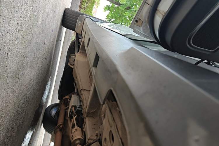 Used BYD S7 2017 2.0T Automatic Luxury Model Left Side Sill