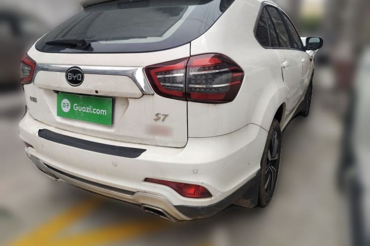 Used BYD S7 2017 2.0T Automatic Prestige Edition Rear Right 45 Deg