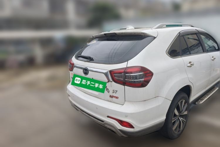Used BYD S7 2017 2.0T Automatic Prestige Edition Rear Right 45 Deg
