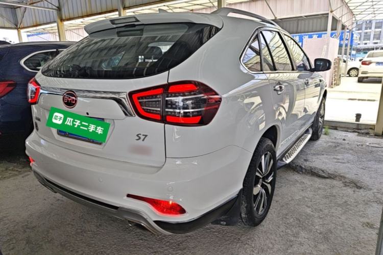 Used BYD S7 2017 2.0T Automatic Prestige Edition Rear Right 45 Deg