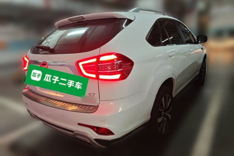 Used BYD S7 2017 2.0T Automatic Prestige Edition Rear Right 45 Deg