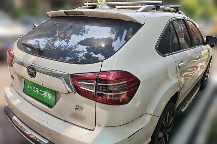 Used BYD S7 2017 2.0T Automatic Prestige Edition Rear Right 45 Deg