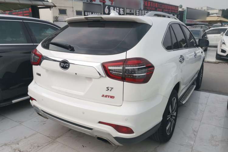 Used BYD S7 2017 2.0T Automatic Prestige Edition Rear Right 45 Deg