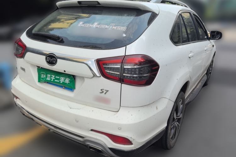 Used BYD S7 2017 2.0T Automatic Prestige Edition Rear Right 45 Deg