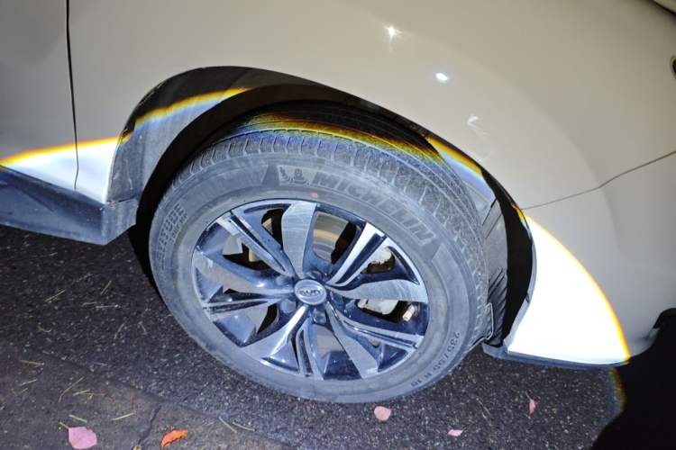 Used BYD S7 2017 2.0T Automatic Prestige Edition Right Front Wheel Hub