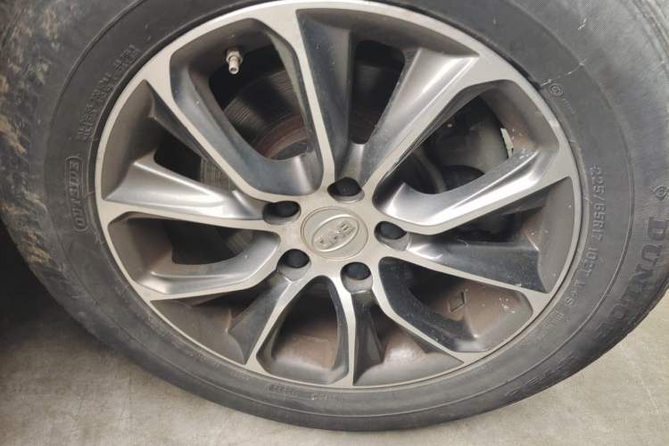 Used BYD S7 2017 1.5T Manual Luxury Model Right Front Wheel Hub