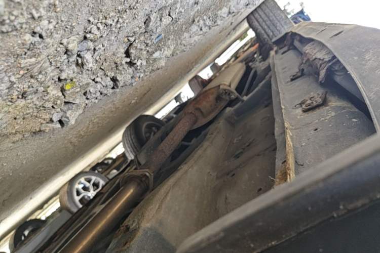 Used BYD S7 2017 2.0T Automatic Prestige Edition Right Side Sill