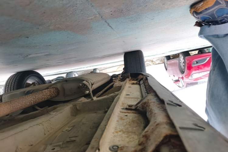 Used BYD S7 2017 2.0T Automatic Prestige Edition Right Side Sill