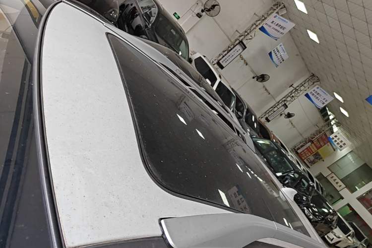 Used BYD S7 2017 2.0T Automatic Prestige Edition Roof
