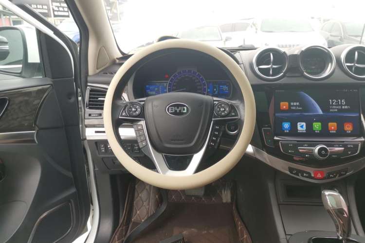 Used BYD S7 2017 2.0T Automatic Prestige Edition Steering Wheel