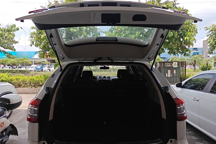 Used BYD S7 2017 2.0T Automatic Luxury Model Trunk