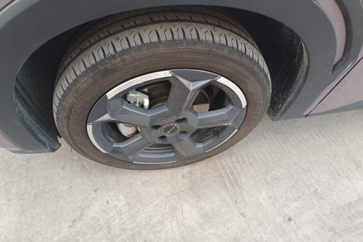 Used BYD Seagull 2023 Flying Edition Left Front Wheel Hub