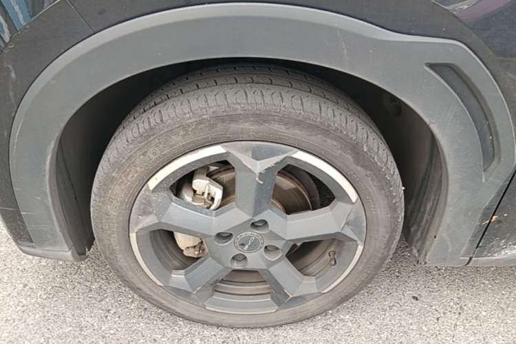 Used BYD Seagull 2023 Flying Edition Left Front Wheel Hub