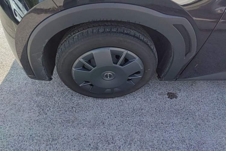 Used BYD Seagull 2023 Active Version Left Front Wheel Hub