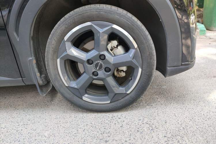 Used BYD Seagull 2023 Flying Edition Right Front Wheel Hub