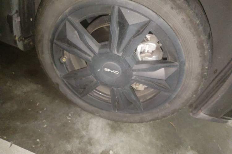 Used BYD Seagull 2023 Free Edition Right Front Wheel Hub