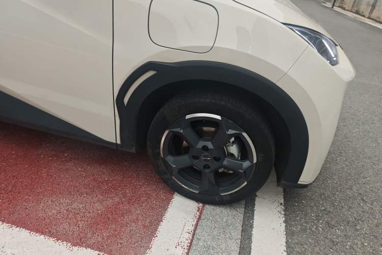 Used BYD Seagull 2023 Free Edition Right Front Wheel Hub