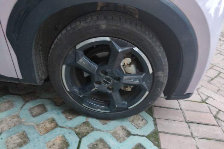 Used BYD Seagull 2023 Free Edition Right Front Wheel Hub