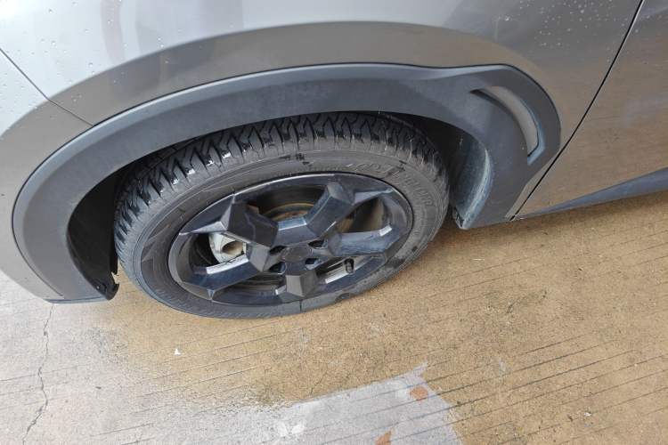 Used BYD Seagull 2023 Free Edition Left Front Wheel Hub