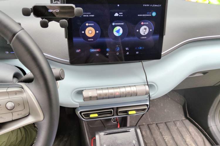 Used BYD Seagull 2023 Flying Edition Audio And AC Panel