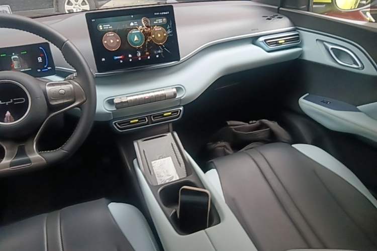 Used BYD Seagull 2023 Flying Edition Audio And AC Panel