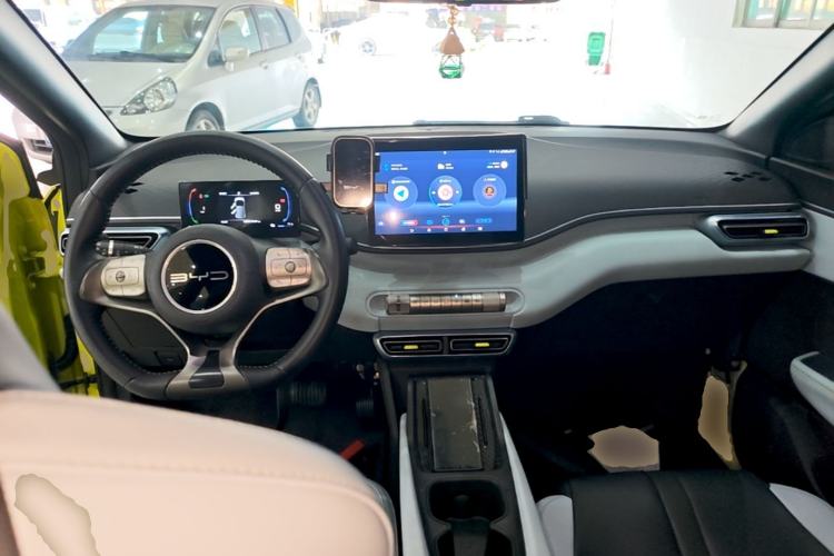 Used BYD Seagull 2023 Free Edition Center Console