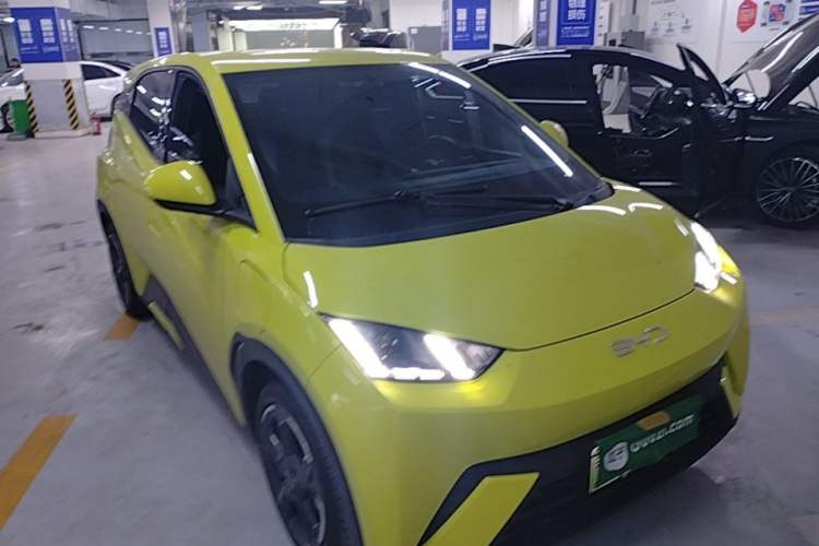 Used BYD Seagull 2023 Flying Edition Front Right 45 Deg
