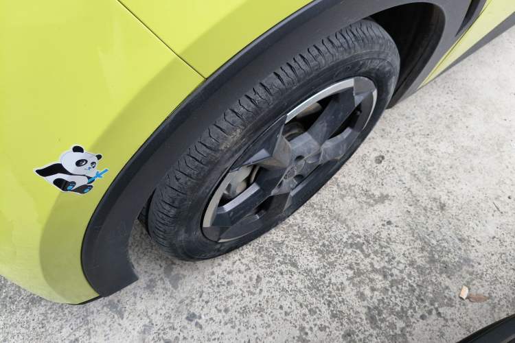 Used BYD Seagull 2023 Free Edition Left Front Wheel Hub
