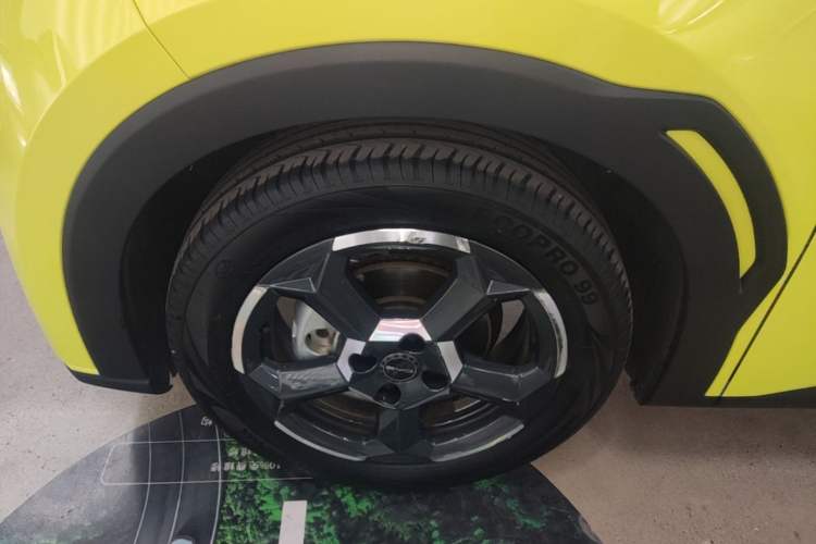 Used BYD Seagull 2023 Free Edition Left Front Wheel Hub