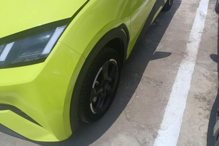 Used BYD Seagull 2023 Active Version Left Front Wheel Hub