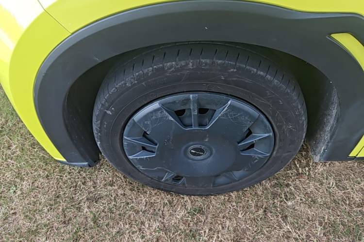 Used BYD Seagull 2023 Active Version Left Front Wheel Hub