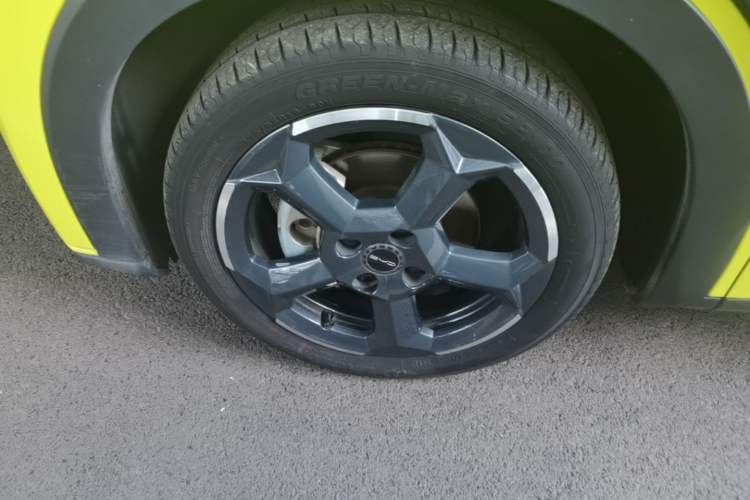 Used BYD Seagull 2023 Flying Edition Left Front Wheel Hub